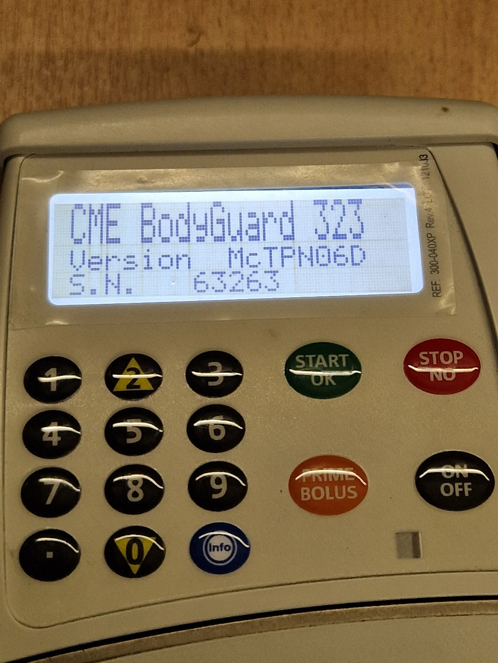 CME BodyGuard 323 Monochrome Display Infusion Pump + Docking Station Charger – Grey
