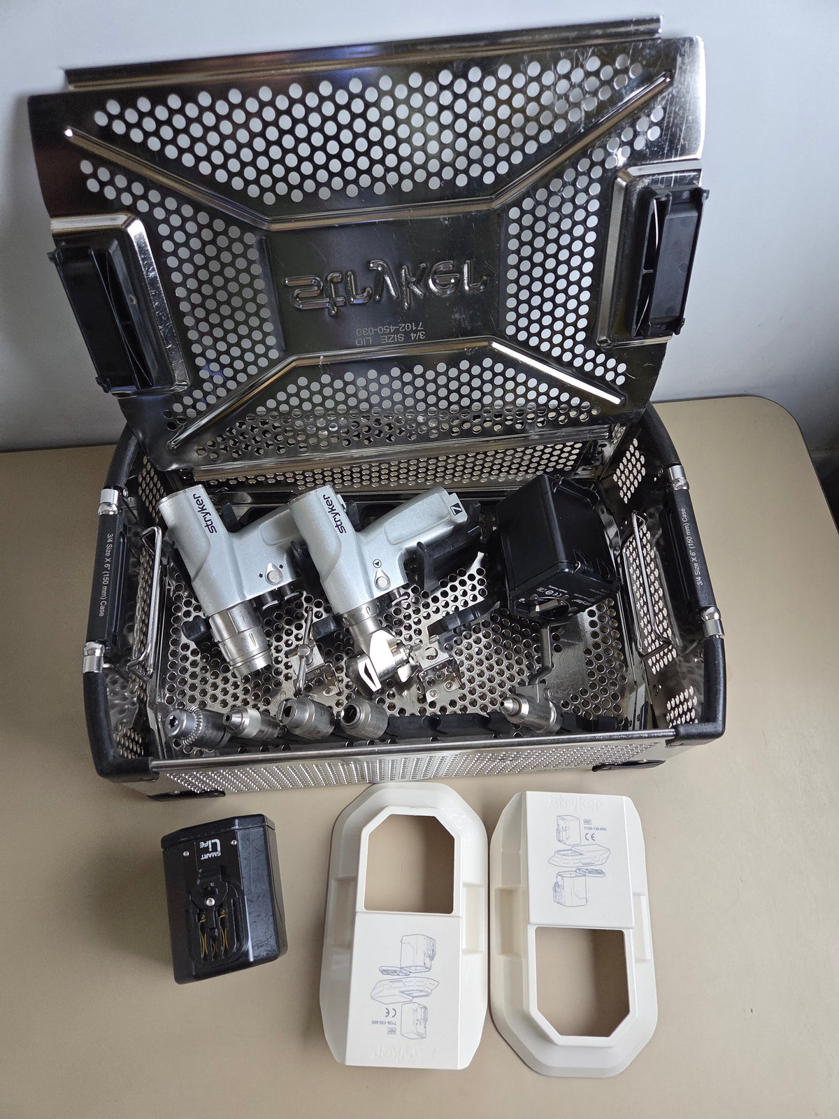 Stryker System 7 Orthopaedic Power Tool Set – 7205 Rotary + 7208 Sagittal Saw + Attachments