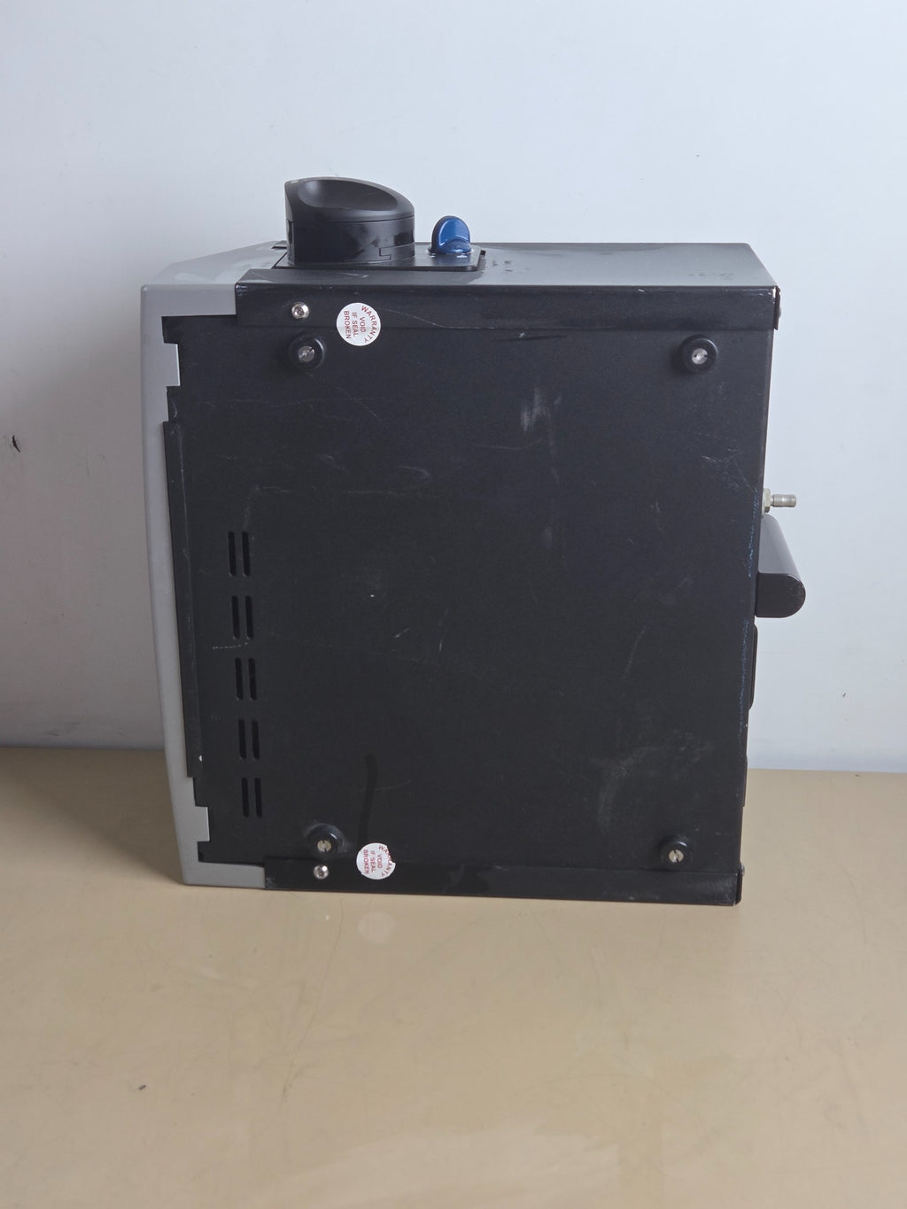 ANSPACH SC3002 console — controls, irrigation pump and identification label