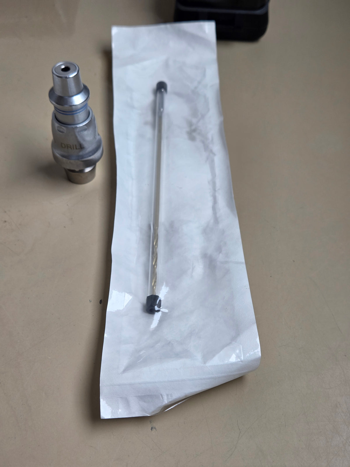 Arthrex Drill Saw Max 600 Power Surgical Drill Handpiece 8 Attachments Charger