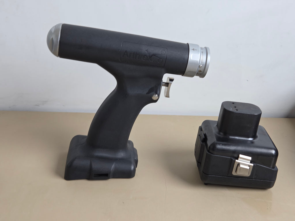 Arthrex Drill Saw Max 600 Power Surgical Drill Handpiece 8 Attachments Charger