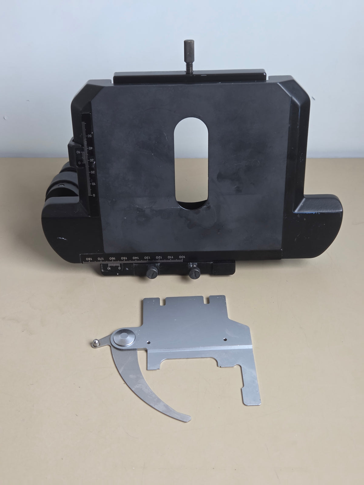 Olympus U-SVRB-4 Mechanical XY Microscope Stage + U-HLDT-4 Slide Holder BX Series