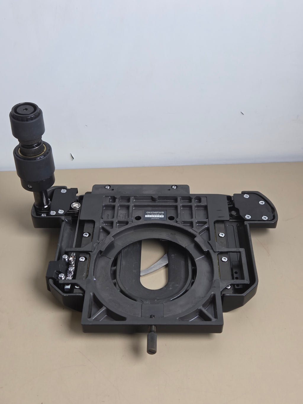 Olympus U-SVRB-4 Mechanical XY Microscope Stage + U-HLDT-4 Slide Holder BX Series