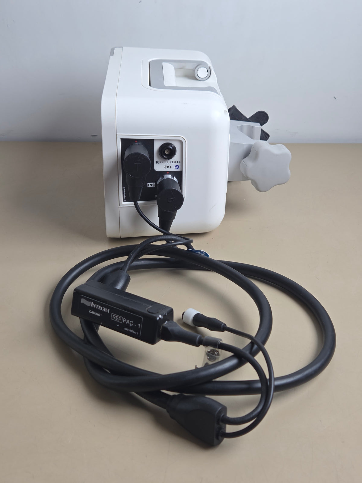 Integra Camino CAM02 ICP Temperature Monitor with PAC-1 + PMIO-MPM cable for GE patient monitor connections
