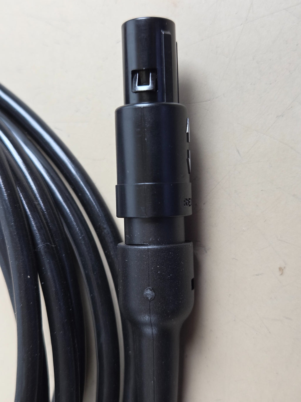 SonoSite P29189-01 external ECG connector cable and GE adapter – 20260818_231744.jpg