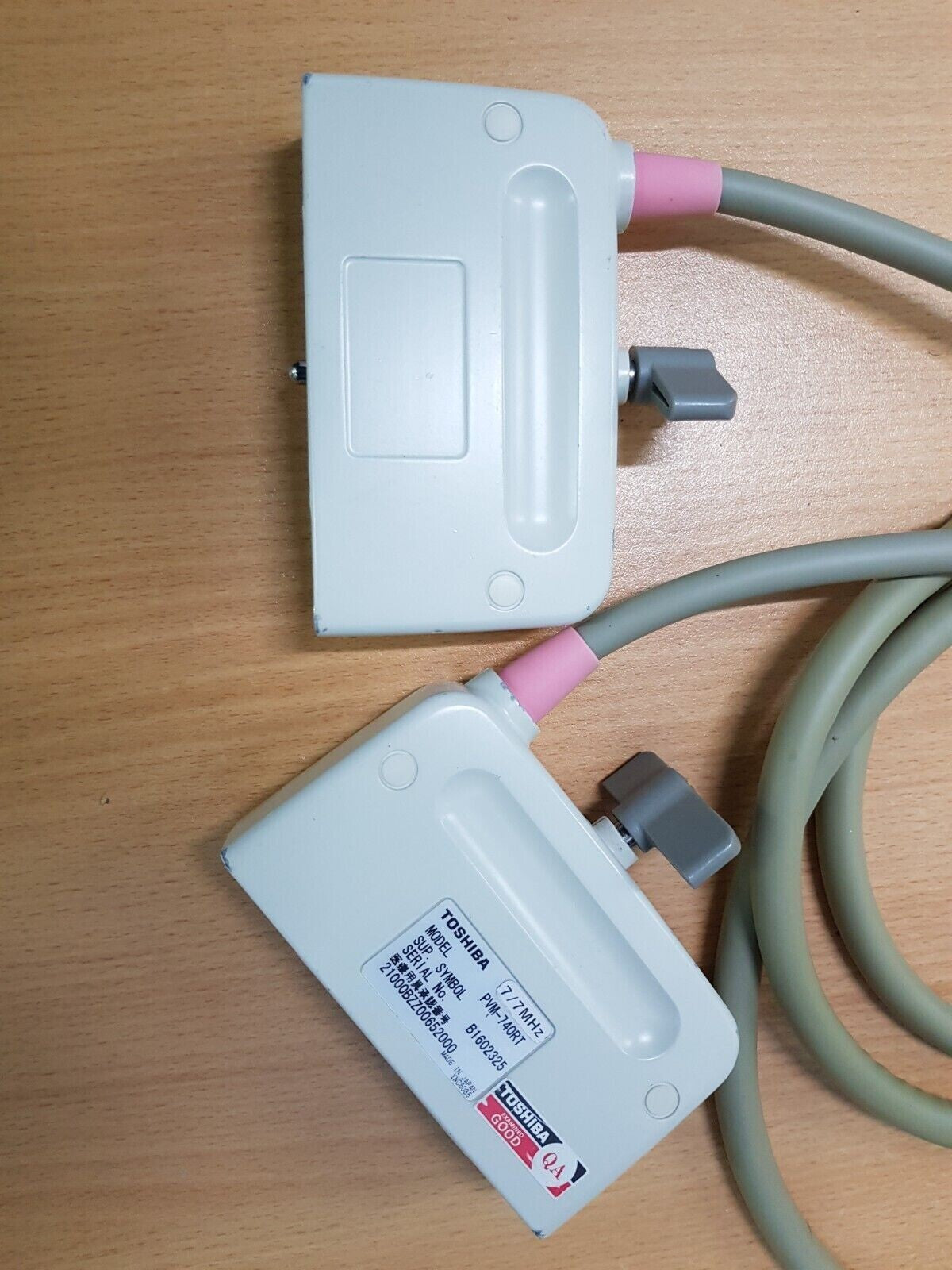 toshiba PVM 740RT ultrasound probe transducer 7Mhz / 7 mhz for nemio series3