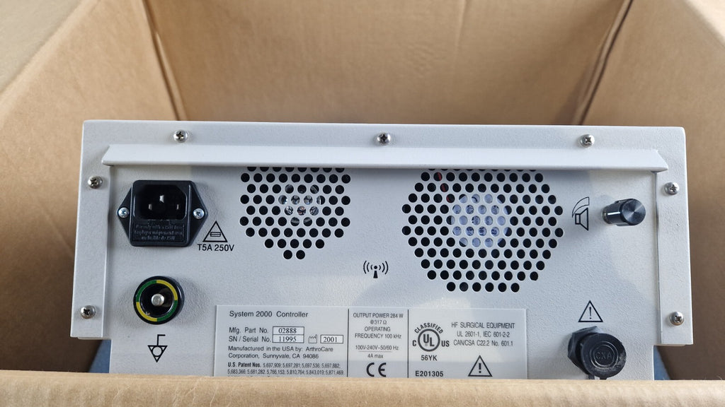 arthrocare system 2000 electrocautery electrosurgery generator with footswitch11