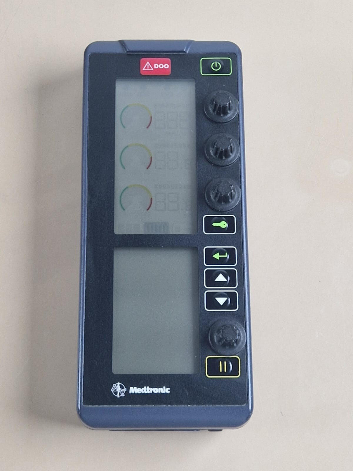 medtronic 5392 EPG dual chamber battery operated module with cables3