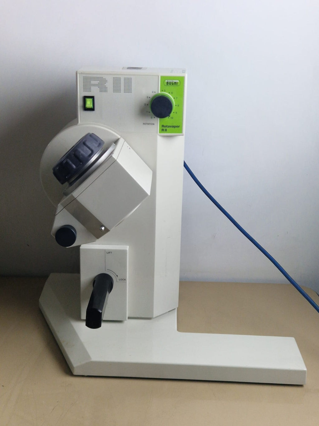 buchi rotavapor R II evaporator Rotary Evaporator13