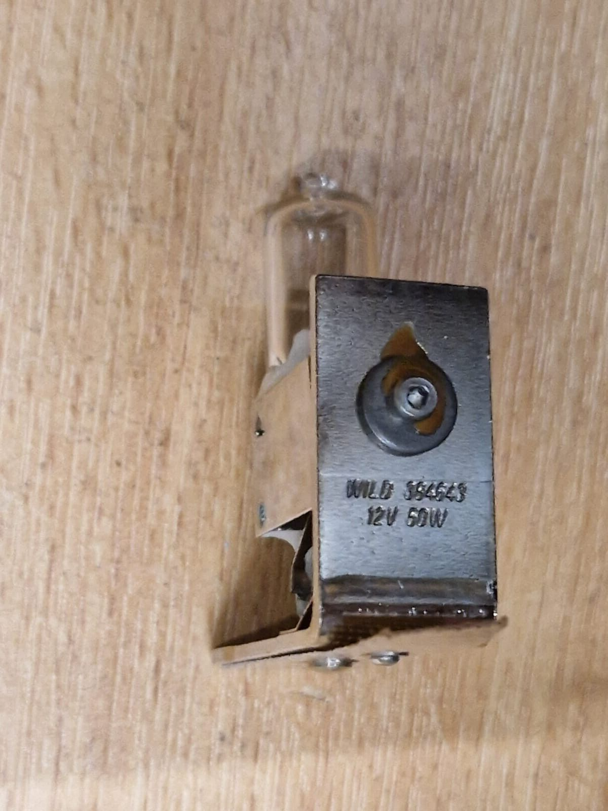 384 643 LEICA TYPE MK 12V 50W WILD 384643 light bulb2