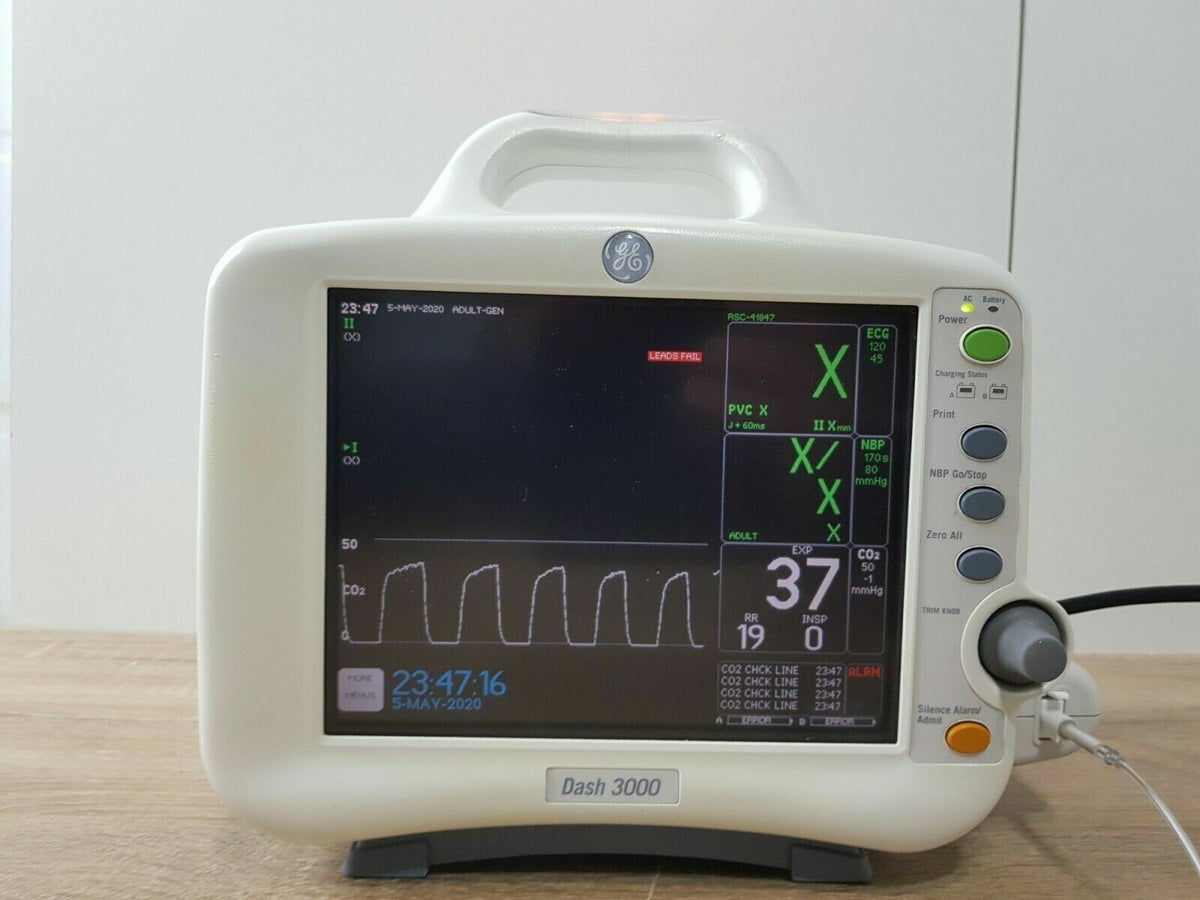 GE dash 3000 patient monitor with capnoflex LF CO2 module  NIBP ECG Sp O2 cables0