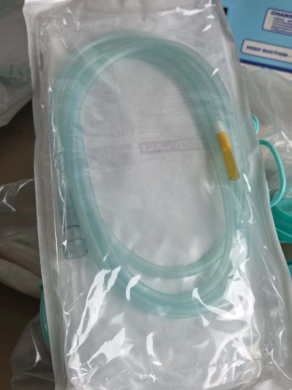suction vacuum pump PSE 500  + 2L canister + 2L disposable fluid bag + 5 tube1