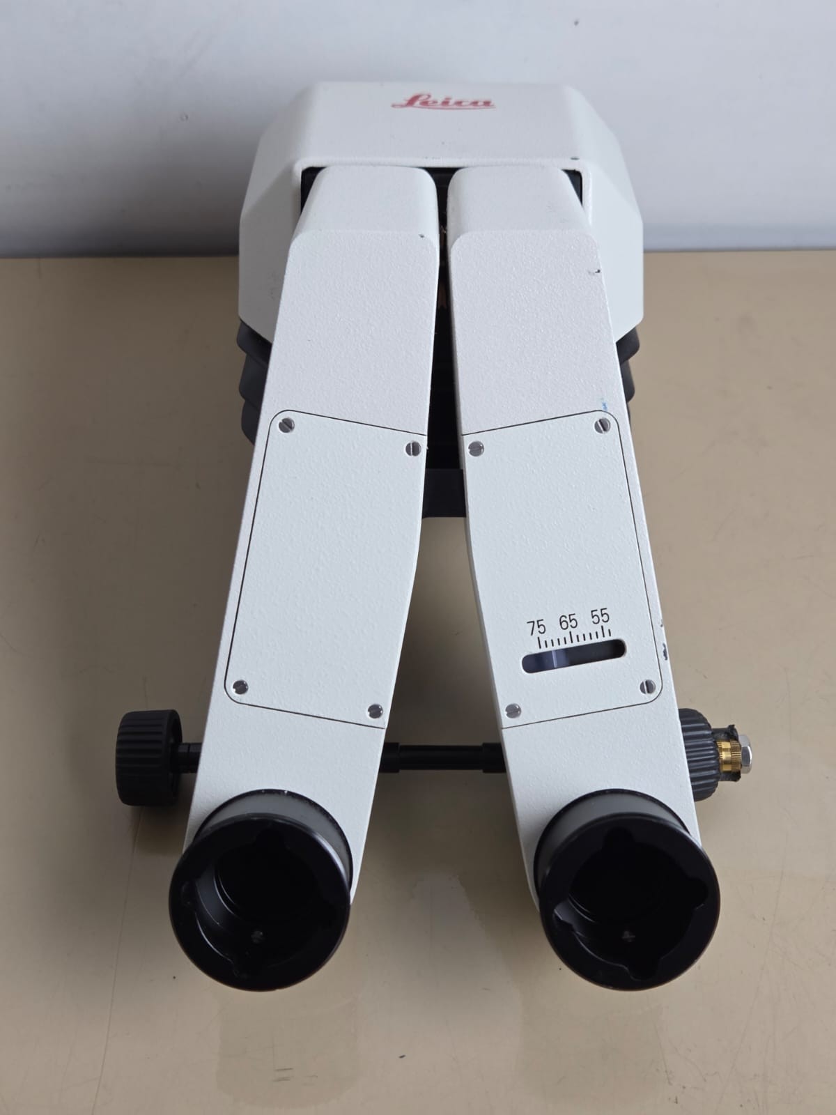 leica ref 10448547 surgical microscope binocular head with 2 eyepiece 10464851