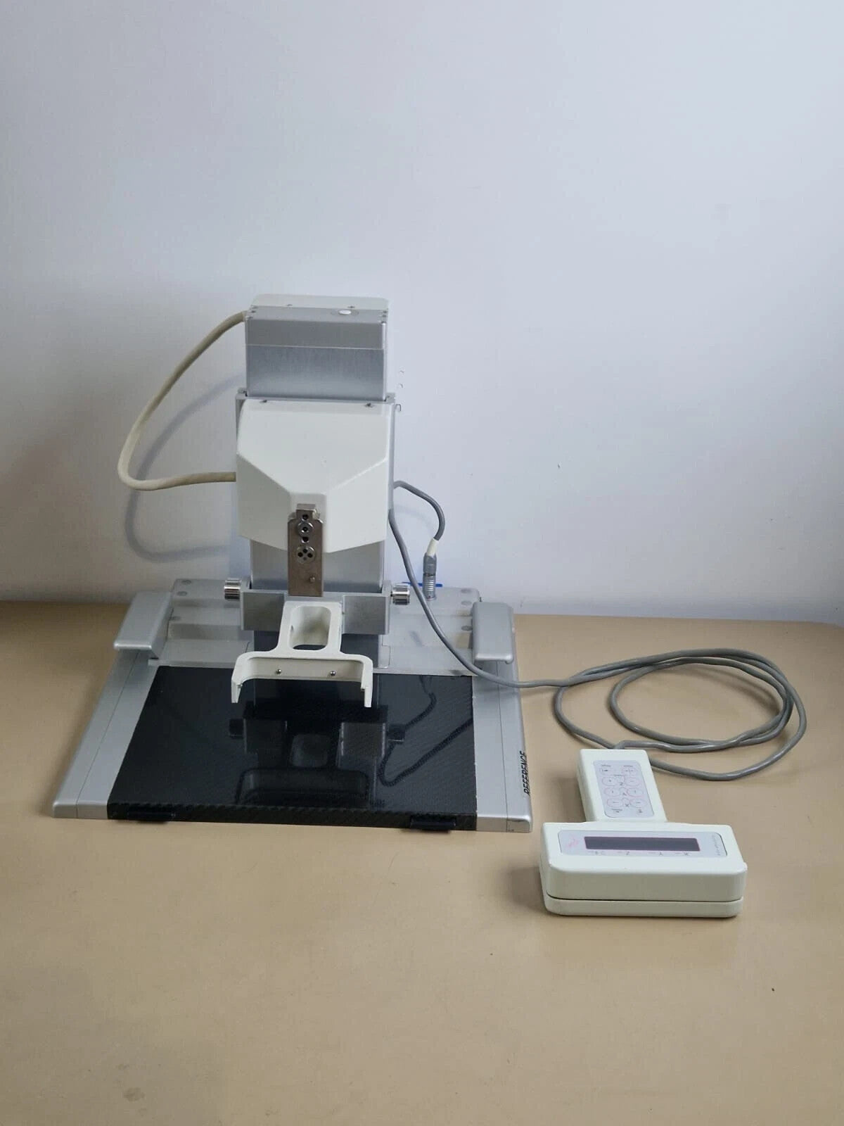 IMS XYZ positioner unit giotto mammography model 9201 01 with controller handle9