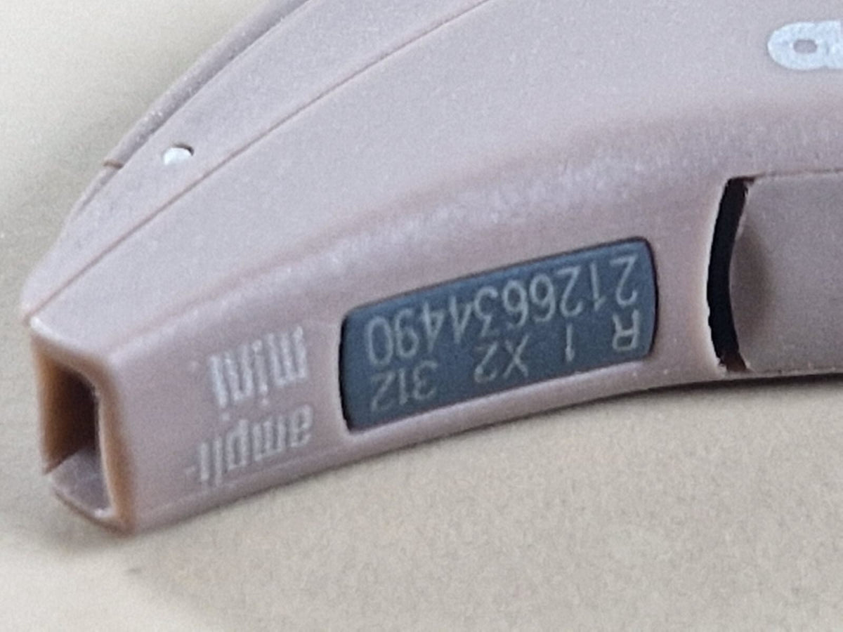 amplifon hearing aid ampli mini model: R1 X2 312 sn: 21266344904