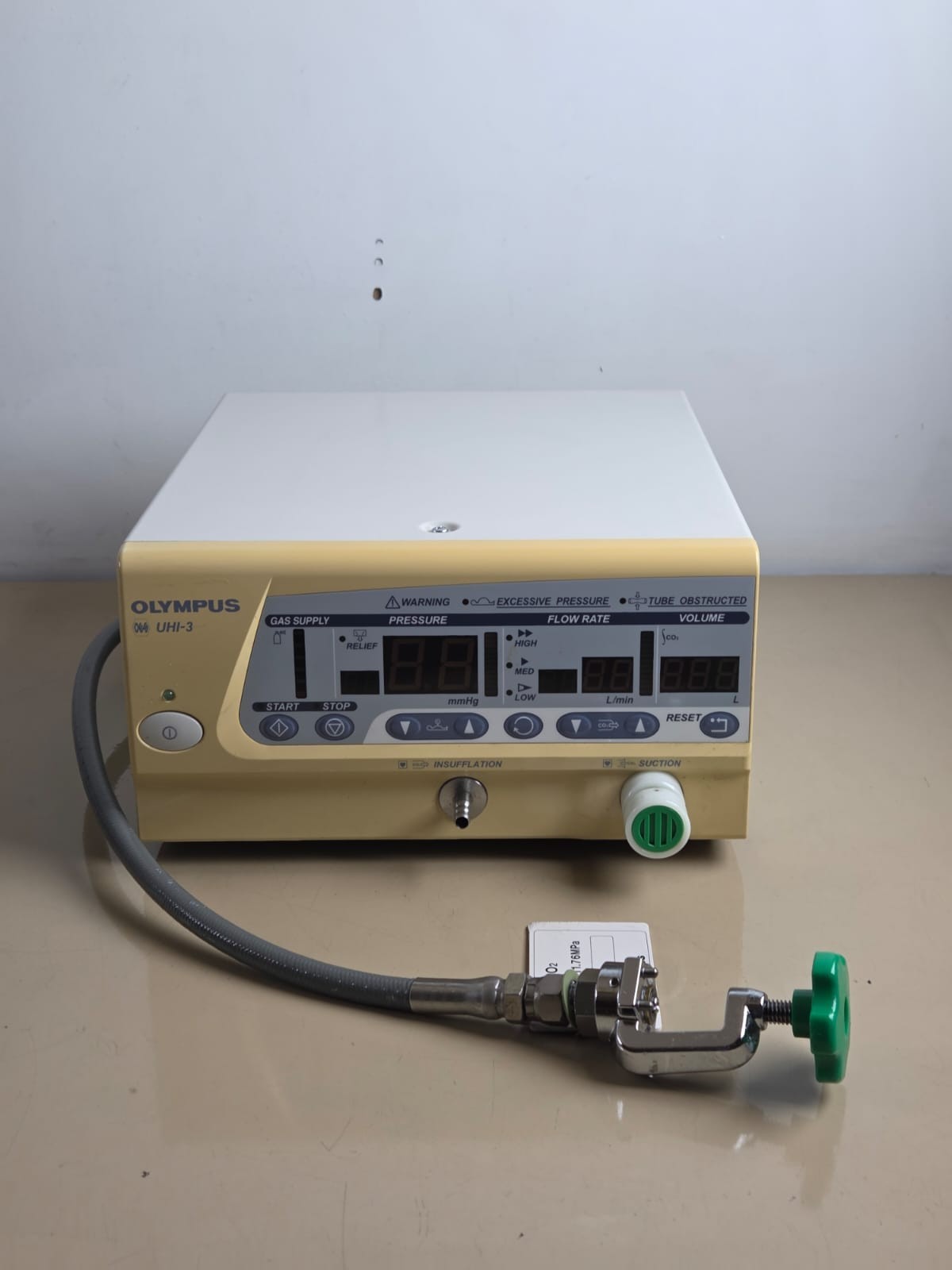 olympus UHI 3 hi flow laparoscopy insufflator1