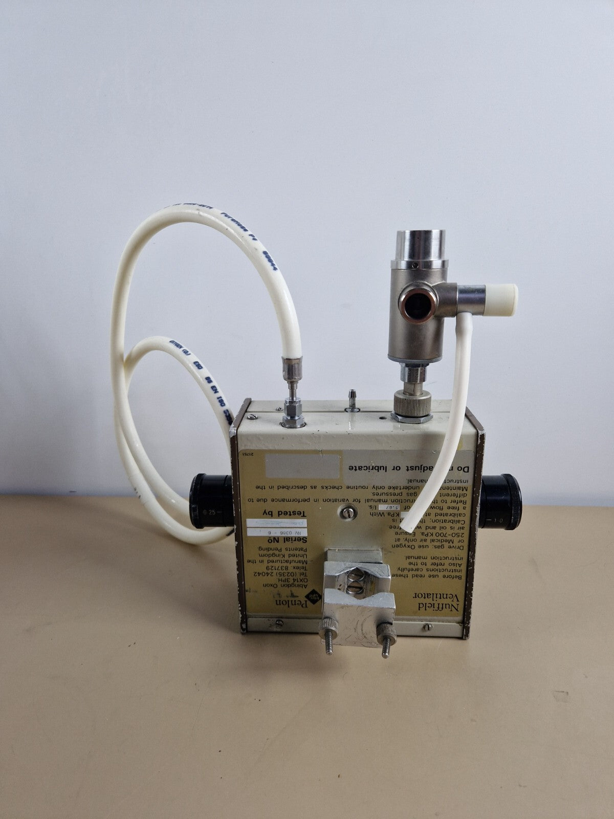penlon nuffield series 200 ventilator with adult valve and hose2