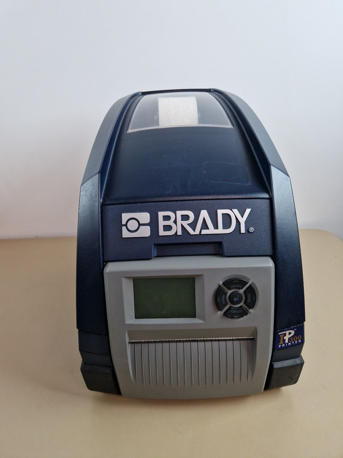 brady BP IP300 thermal transfer barcode label printer12