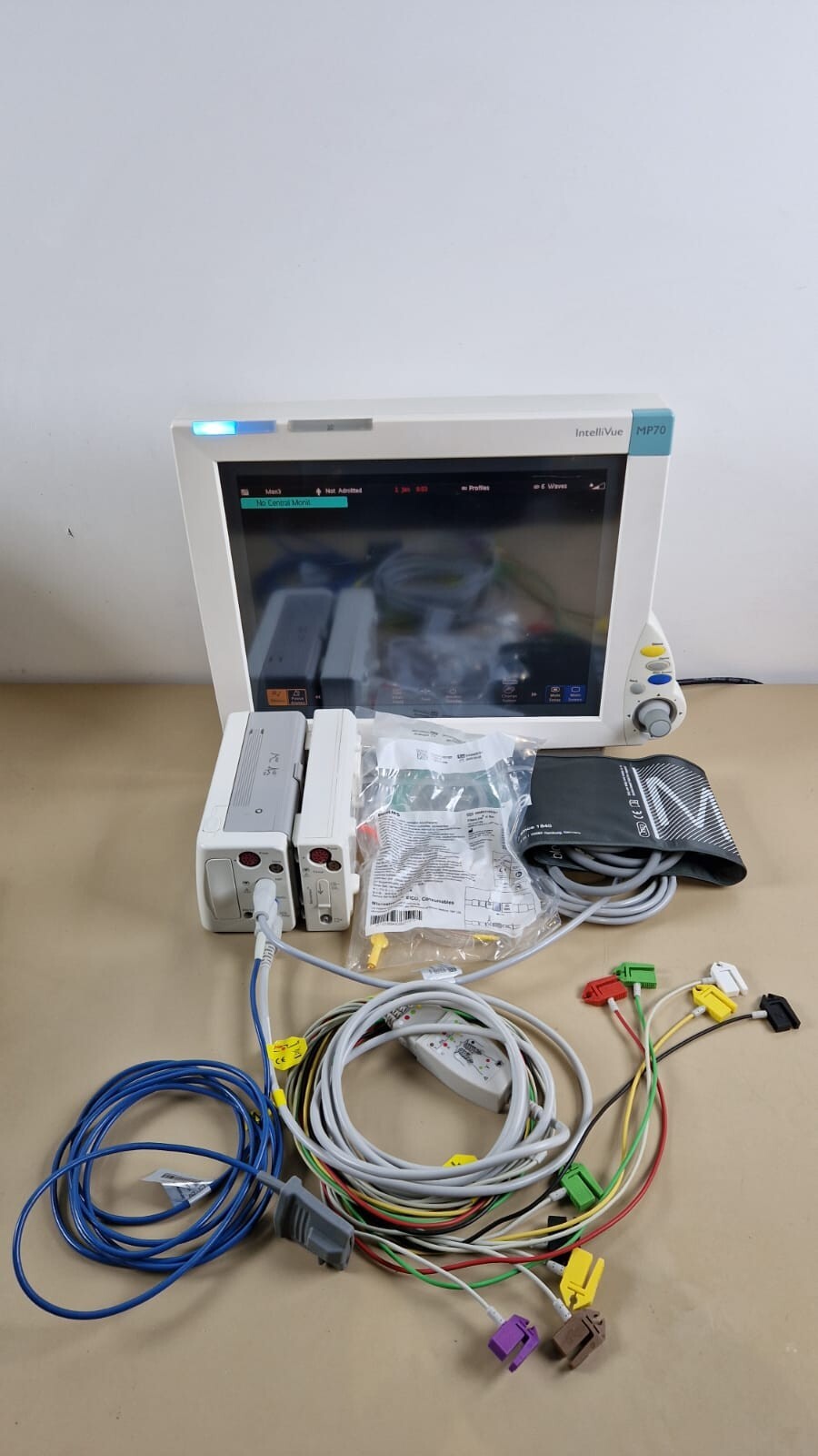 philips MP70 patient monitor X2 M3015A CO2 GAS module 12 leads ECG SpO2 NIBP18