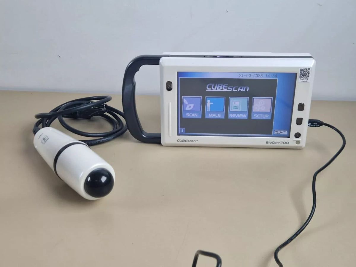 CUBESCAN bioscan 700 ultrasound bladder scanner   touch screen   in calibration0