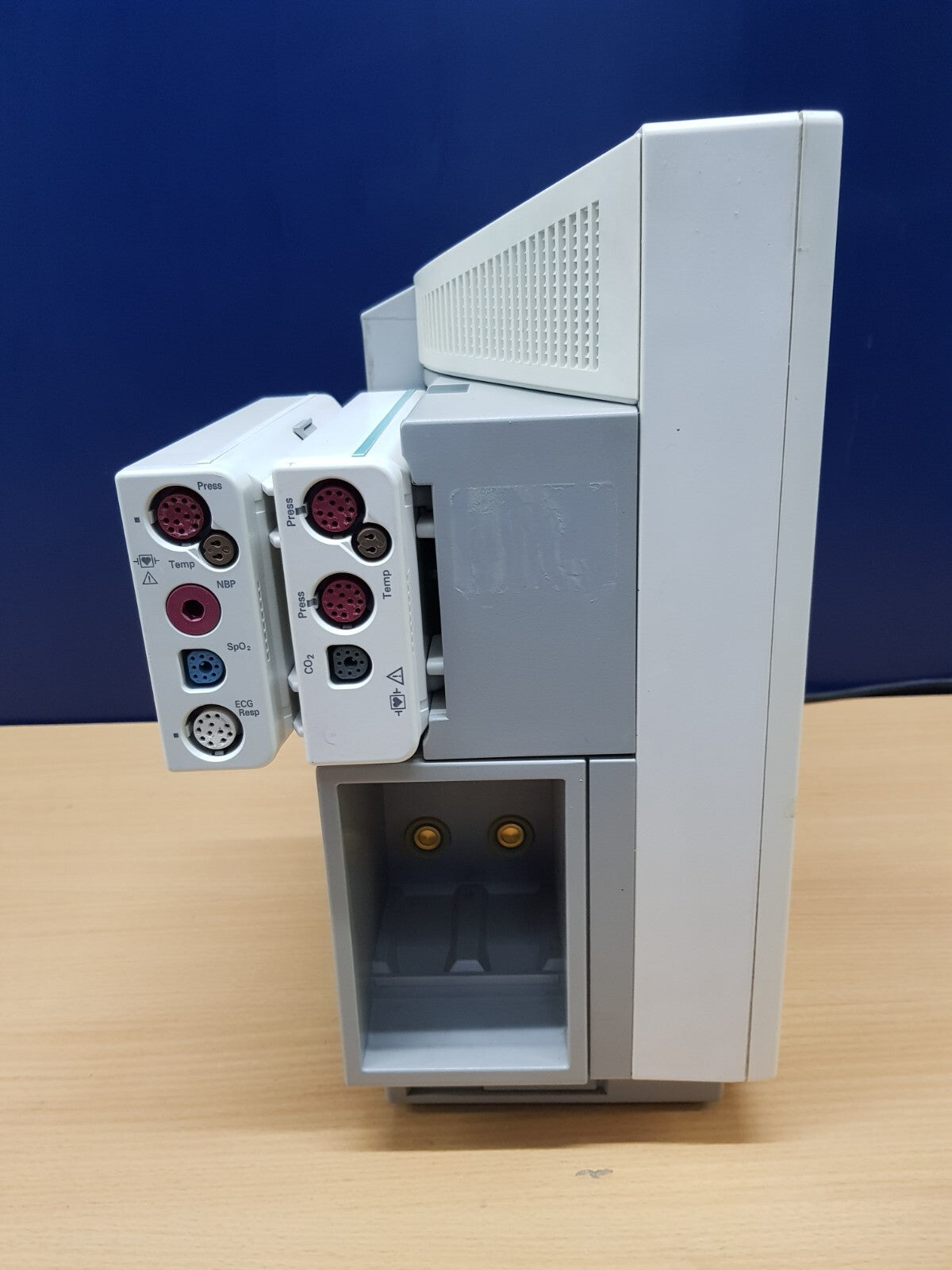 Philips MP70 Patient Monitor M3001A and CO2 GAS module ECG SpO2 NIBP IBP2