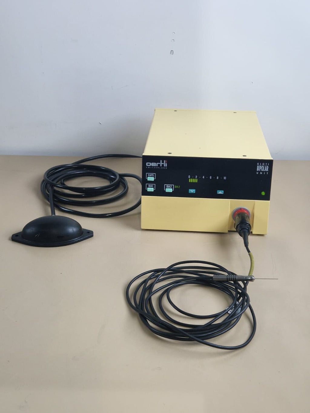 oertli kloti bipolar electrosurgical unit +  titano VE201712 diathermy handpiece1