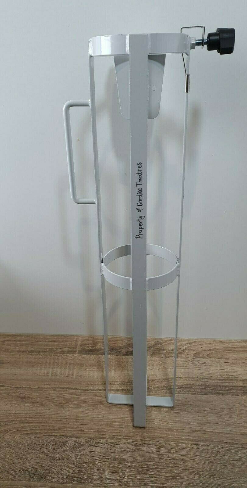 bristol maid gas cylinder holder dock size  D and E tank 112mm diameter cylinder1