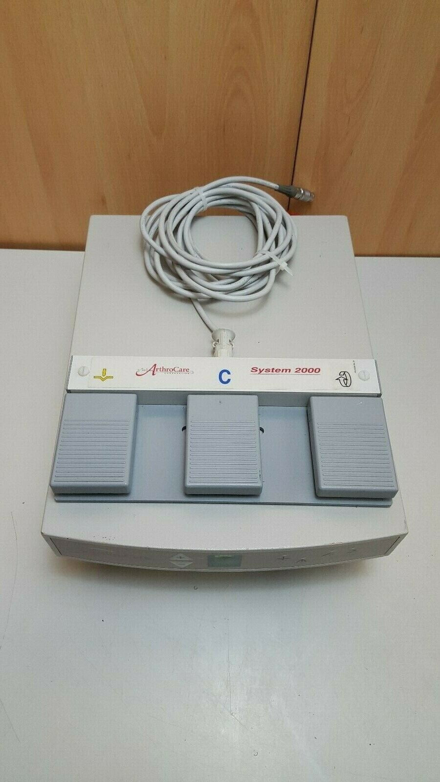 arthrocare system 2000 electrocautery electrosurgery generator with footswitch7
