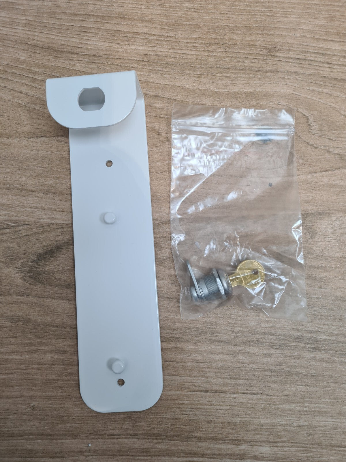covidien kendall 303058 genius series lock locking wall mount for thermometer1