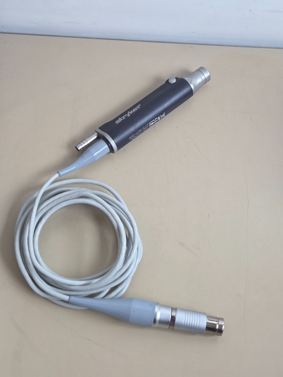 Stryker Small Joint Shaver 275-601-500 with a sample bit1