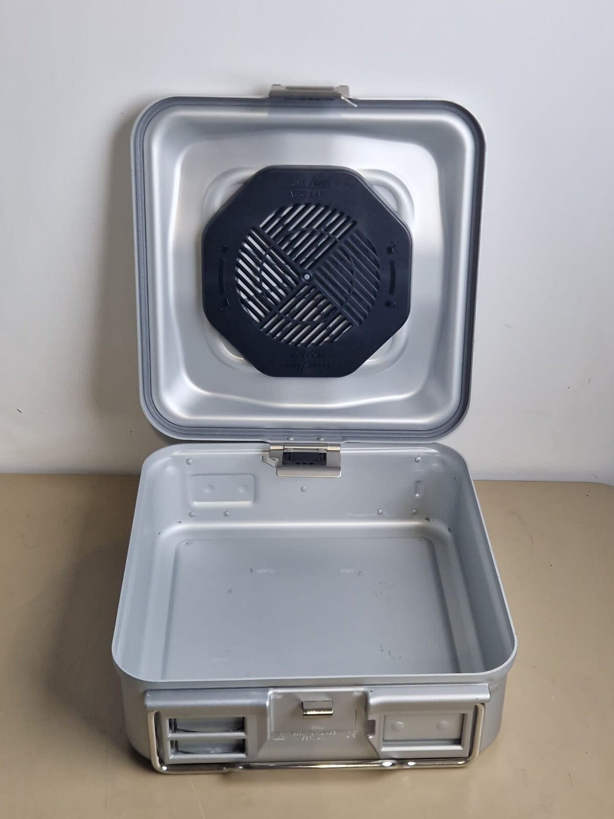 aesculap sterilization container with lid0