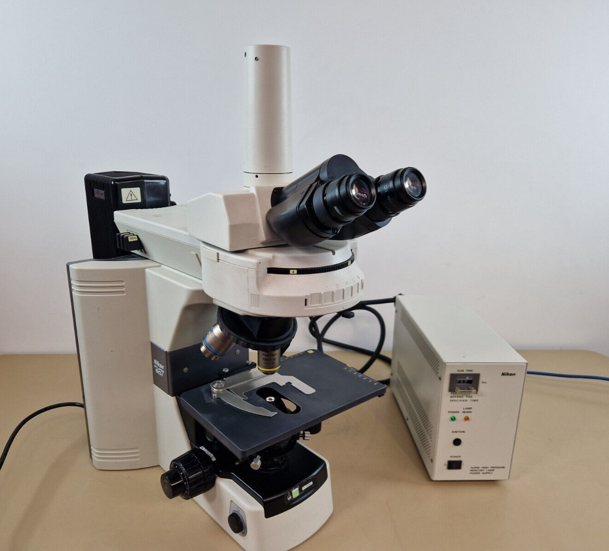nikon eclipse 80i Epi illumination fluorescen microscope + plan fluor objective4