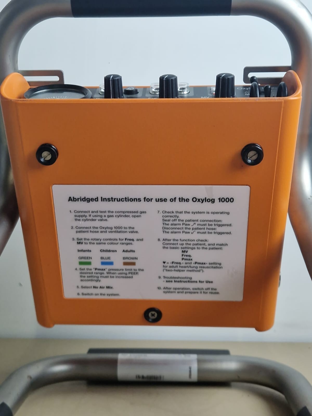 draeger oxylog 1000 ventilator drager with hose and ambulance cradle5
