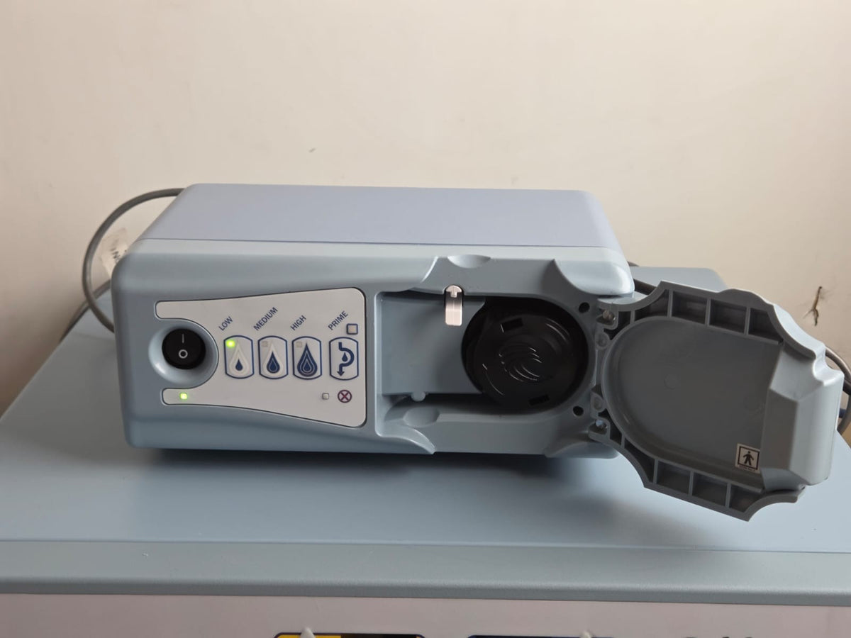 arthrocare ENT coblator II  8000E controller with footswitch and irrigation pump2