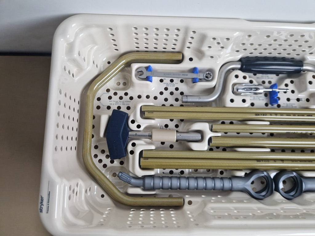 stryker hoffmann 3 external fixation system11