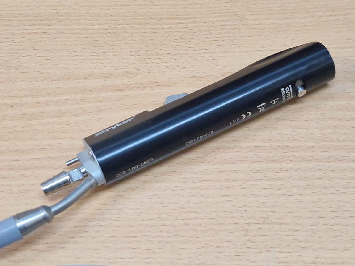 stryker core and ESSx microdebrider sinus handpiece 5290 601 200  + footswitch4