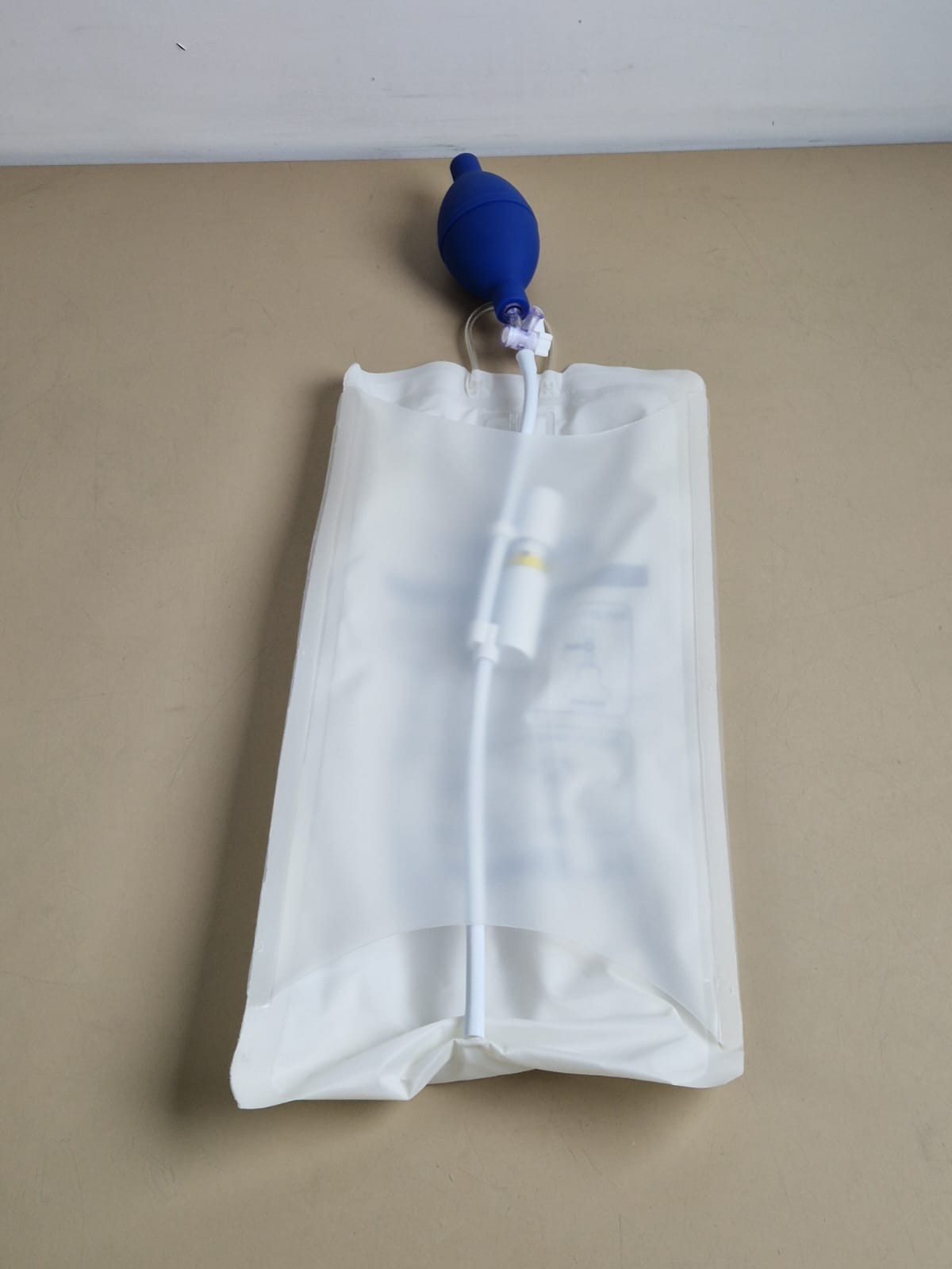 2x 1000Ml reusable pressure infusion bag fluid cuff pressure bag salter labs3