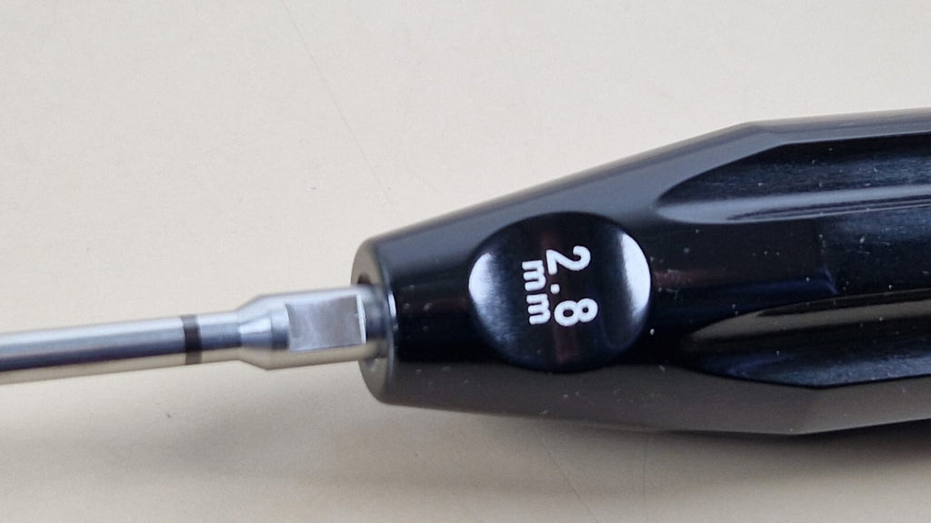 linvatec conmed Y Knot RC  2.8mm ref: Y BP28 all suture anchor3