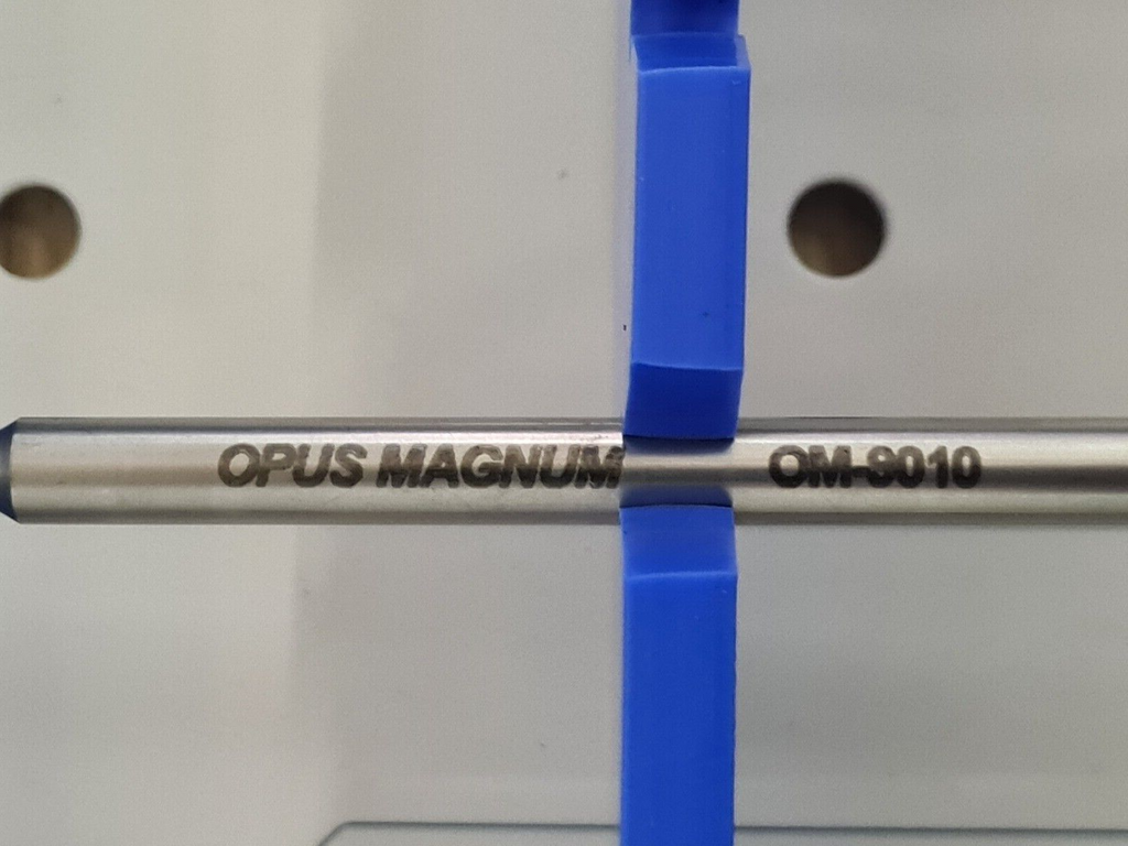 arthrocare opus smartstitch H751000 with opus magnum OM 9010 spade drill1