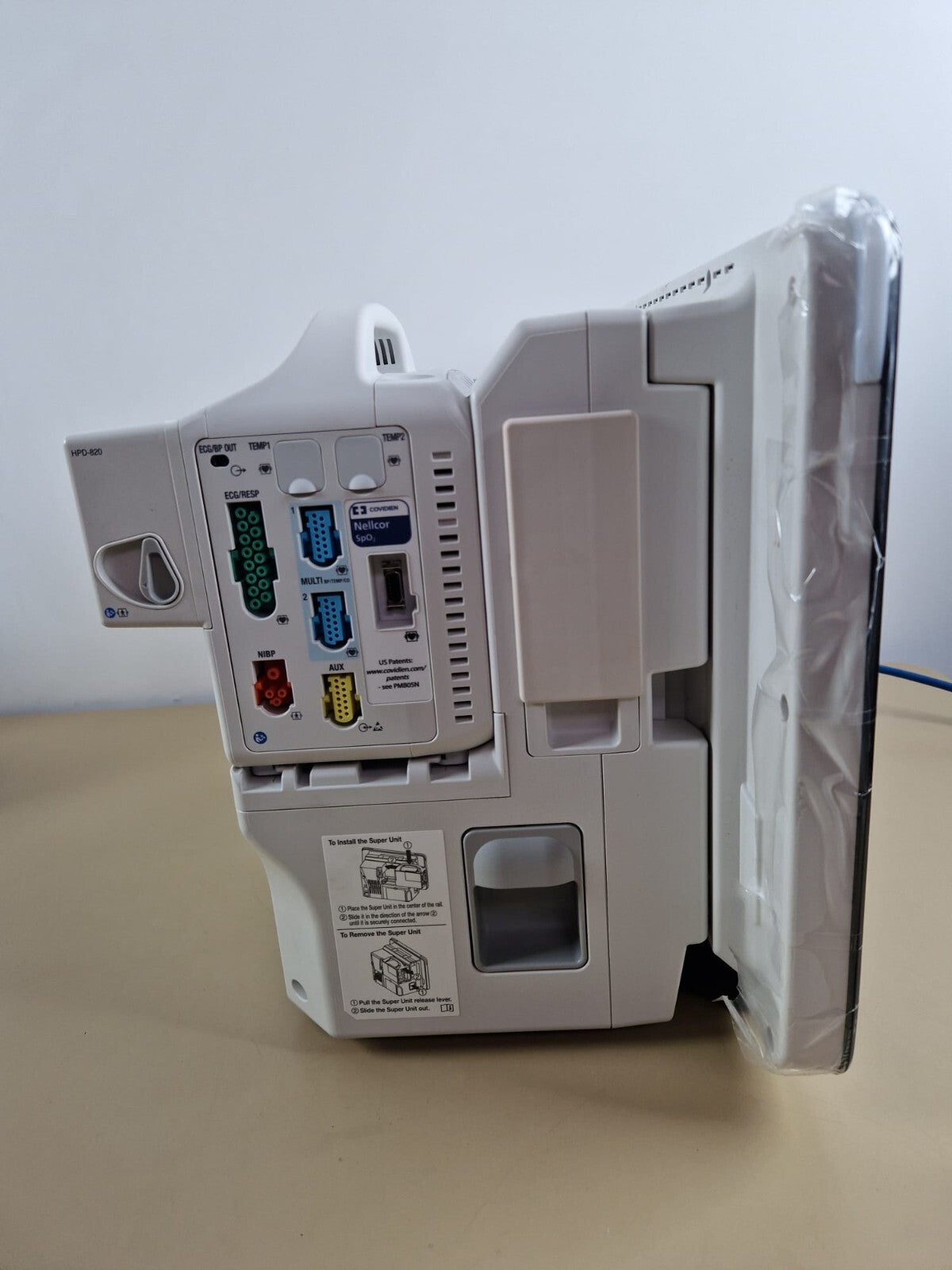 patient monitor fukuda denshi DS 8400 with dynascope DS 8700N + CO2 module1