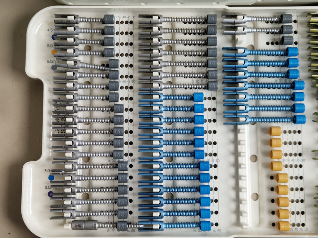 aesculap S4 incomplete set for dorsal monosegmental multisegmental stabilization4