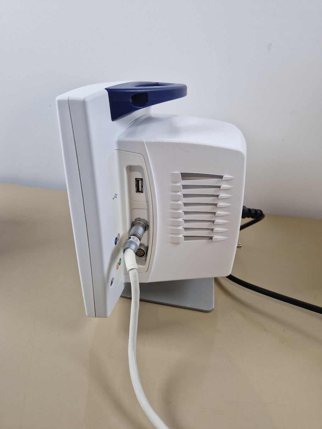 somanetics invos oximeter 5100C monitor with covidien 5100C-PA Preamplifier10