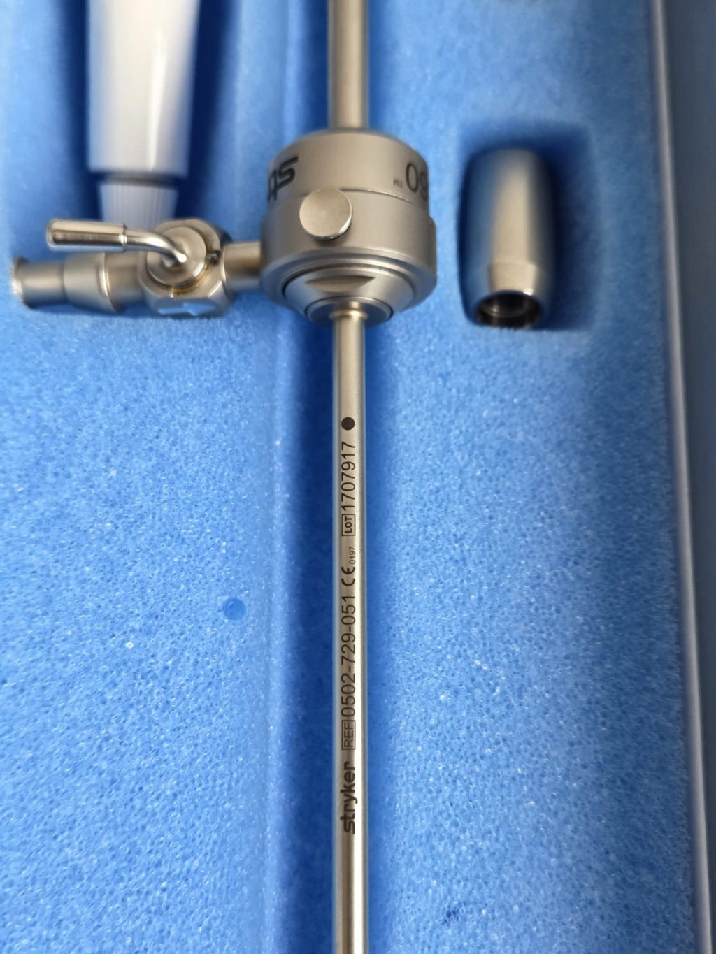 Stryker Hysteroscope 2.9mm 30 degree ref: 0502 729 030 ideal eyes with sheath15
