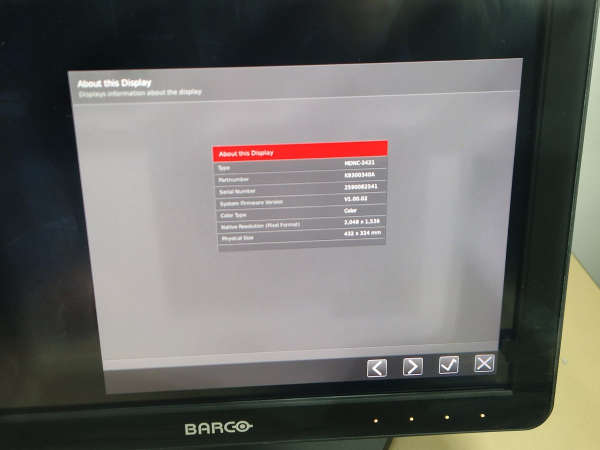 barco MDNC 3421 3MP 21" radiology display monitor K9300340A with power supply2