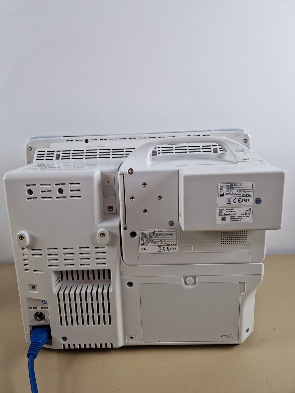 patient monitor fukuda denshi DS 8400 with dynascope DS 8700N + CO2 module3
