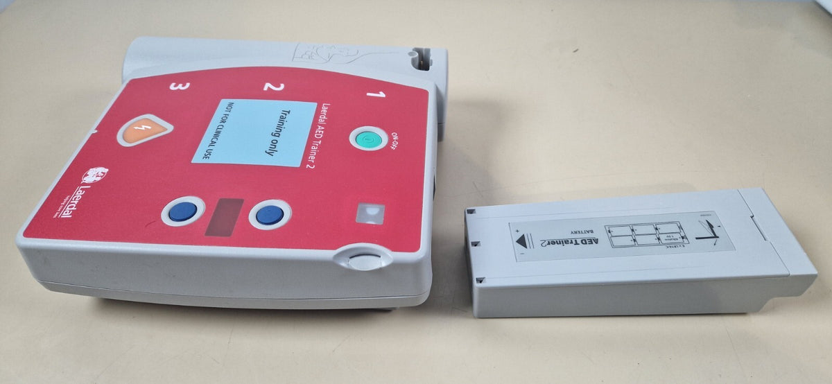 laerdal AED 2 trainer with 1 set of teaching pads5