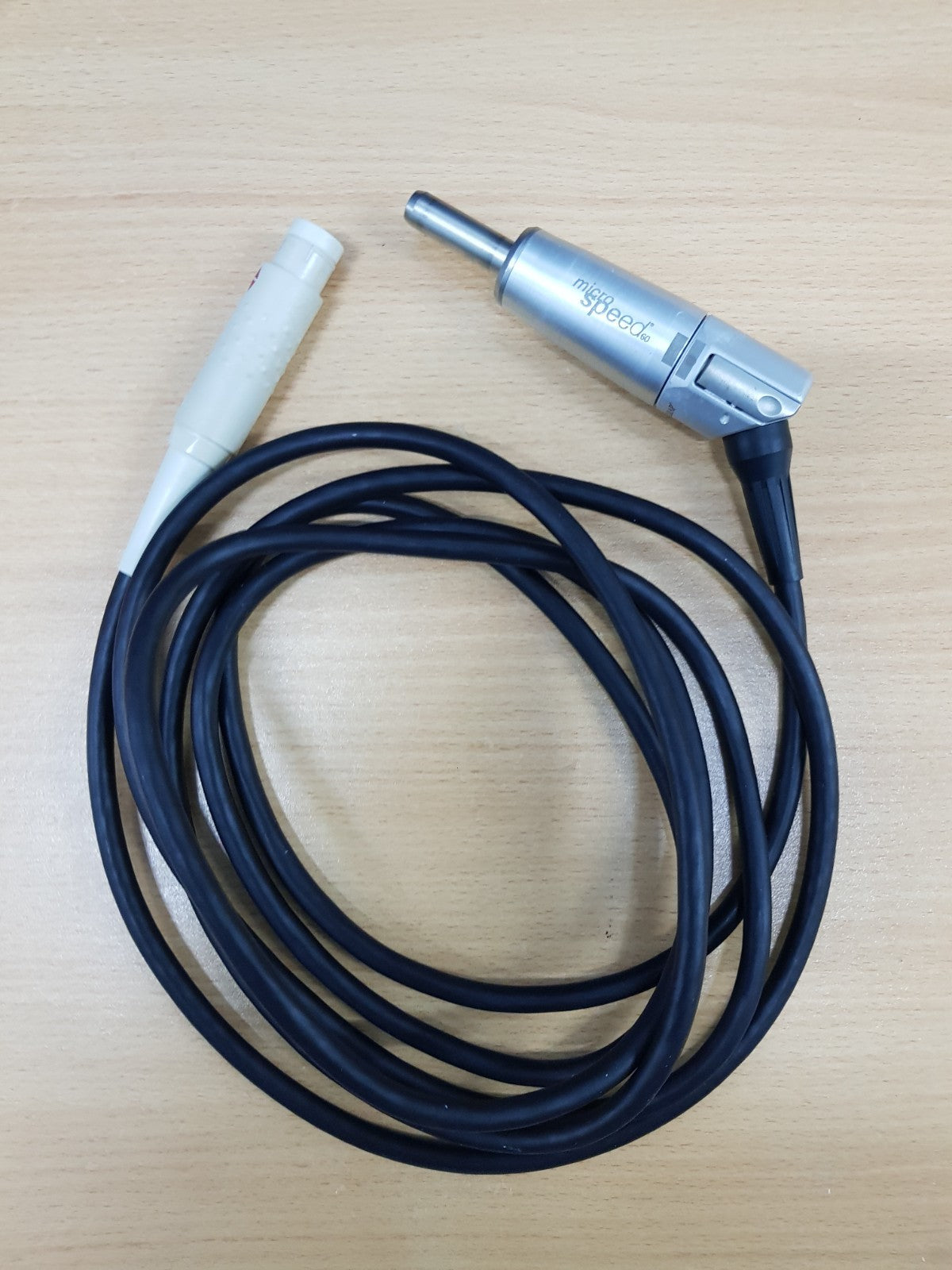Aesculap microspeed EC GD658 motor and GD 661 cable + GD450M straight driver1