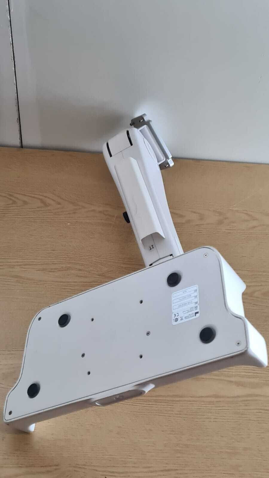 spacelabs docking station arm for Qube portable patient monitor3