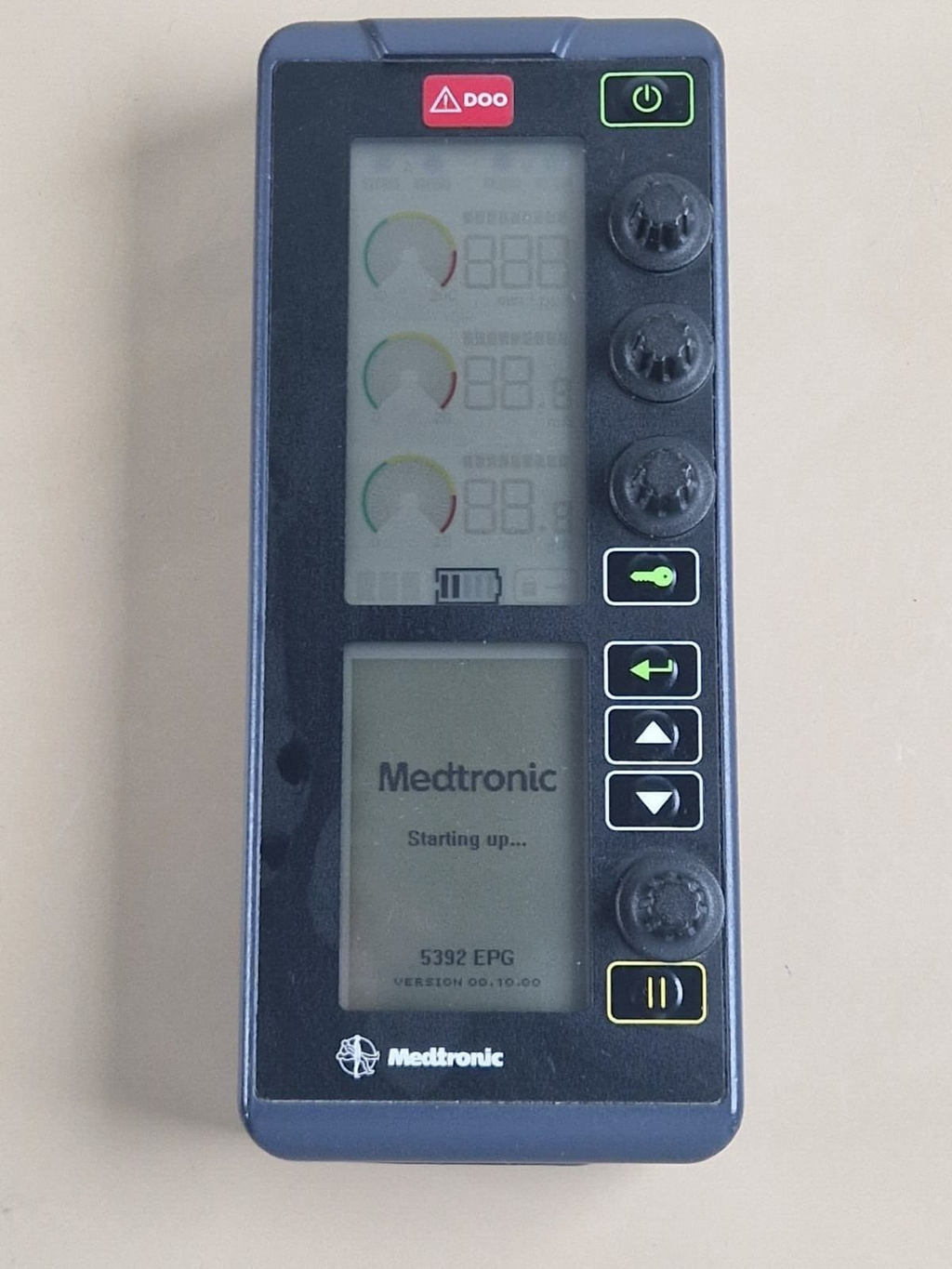 medtronic 5392 EPG dual chamber battery operated module with cables1