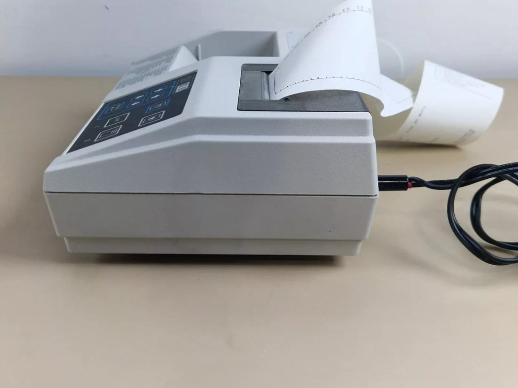 2x spacelabs 90207A BP   ABPM recorder and model 90239A report generator printer4